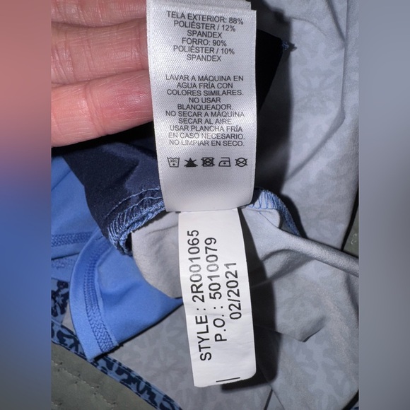 Vineyard Vines Printed Skort Cross Tulip Blue Size 8. Never worn - Picture 16 of 16